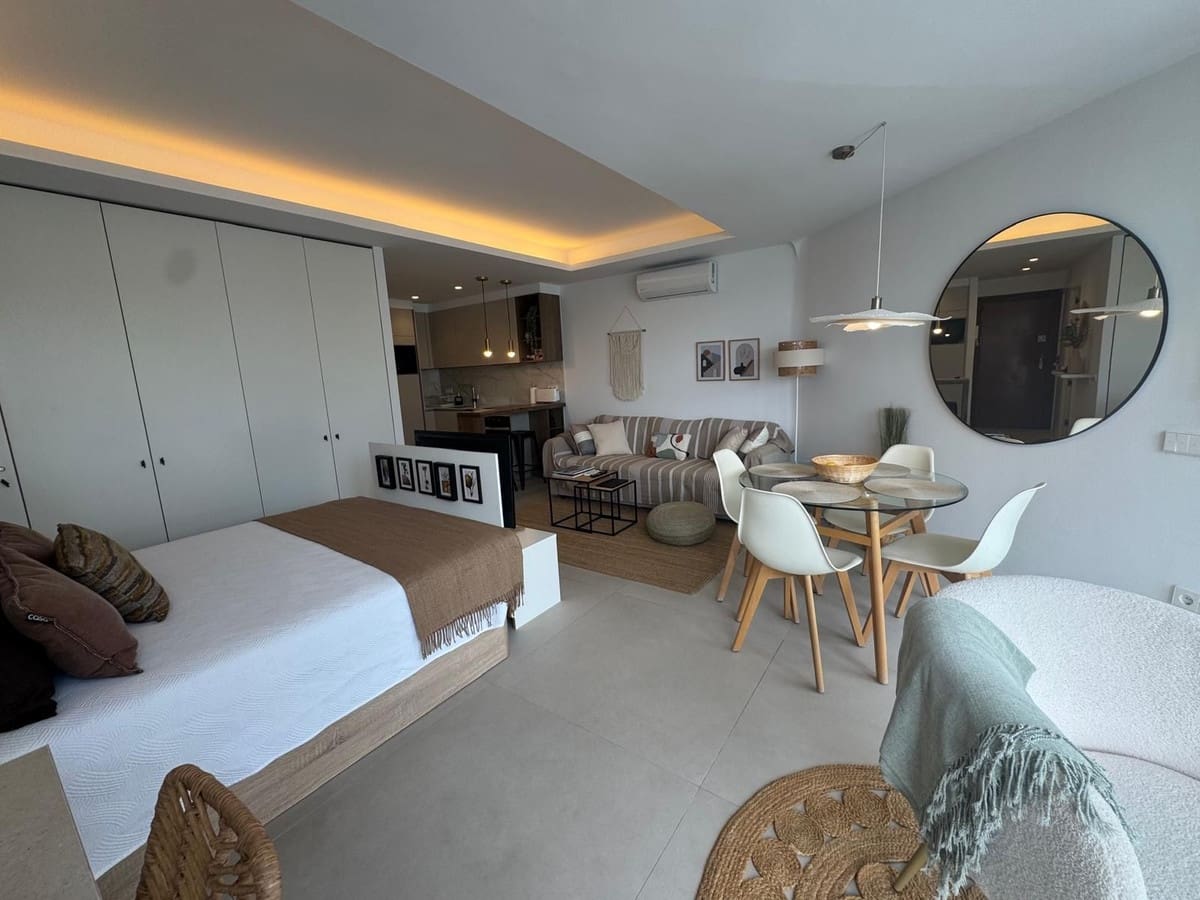 1 soverom Leilighet til salgs i Marbella - € 395 000 (Ref: 9413312)