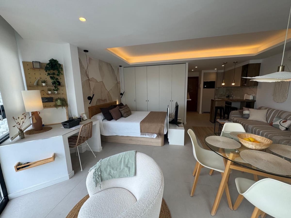 1 soverom Leilighet til salgs i Marbella - € 395 000 (Ref: 9413312)