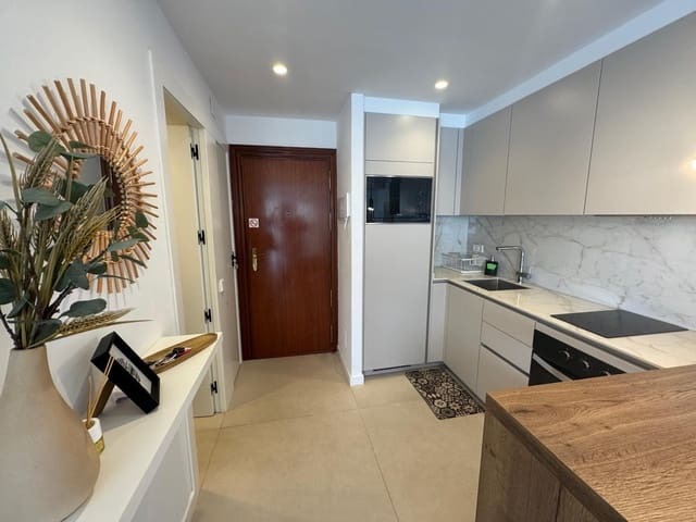 1 soveværelse Lejlighed til salg i Casco Antiguo, Marbella - € 395.000 (Ref: 9413312)