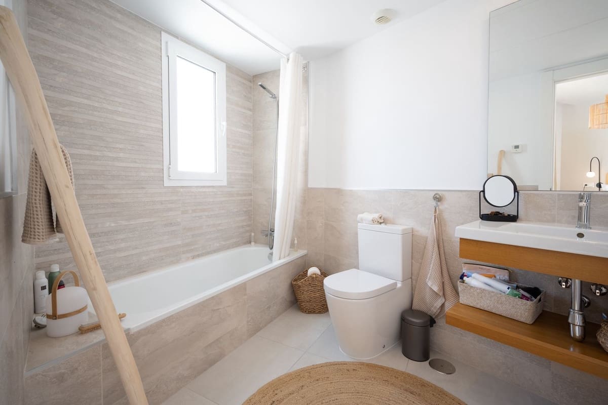 Ático de 3 habitaciones en Los Monteros en venta - 760.000 € (Ref: 9413315)