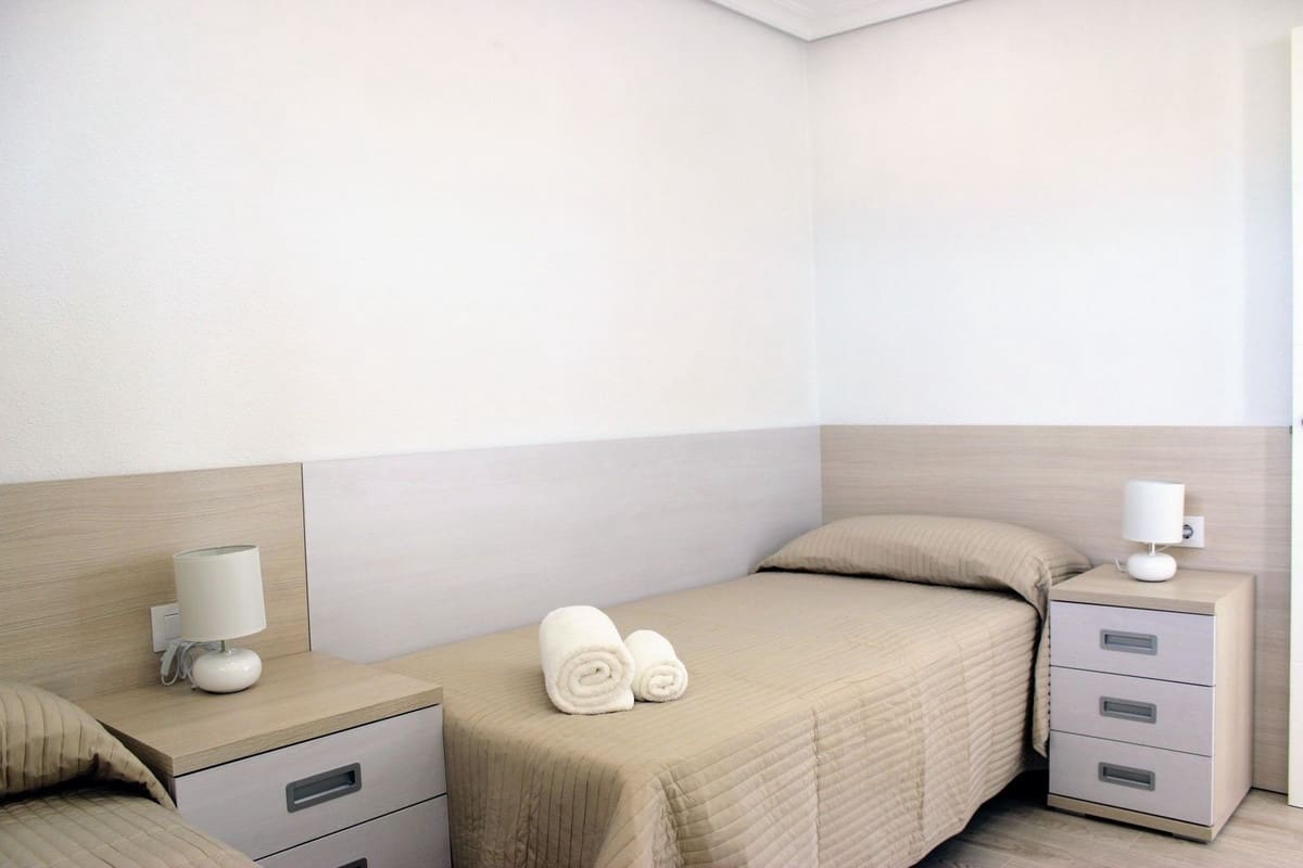 3 quarto Apartamento para venda em Pilar de la Horadada - 450 000 € (Ref: 9413322)