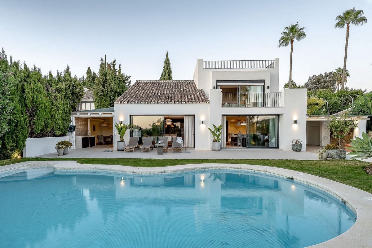 4 soveværelse Villa til salg i Nueva Andalucia - € 2.795.000 (Ref: 9413326)