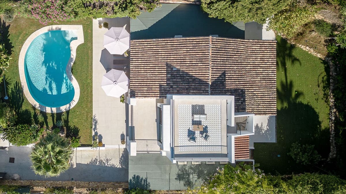 4 soverom Villa til salgs i Nueva Andalucia - € 2 795 000 (Ref: 9413326)