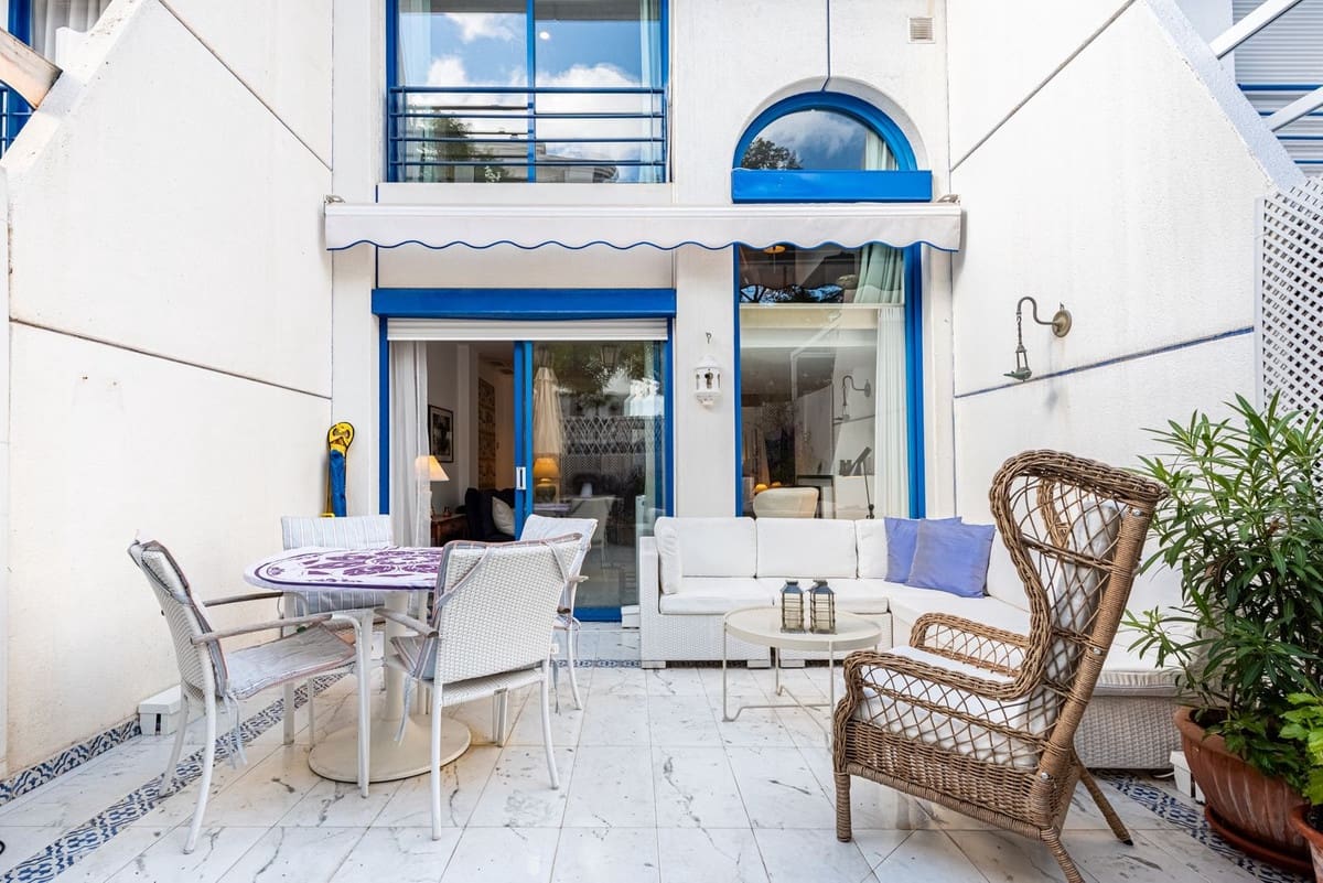 2 sypialnia Apartament na sprzedaż w Marbella - 699 000 € (Ref: 9413329)