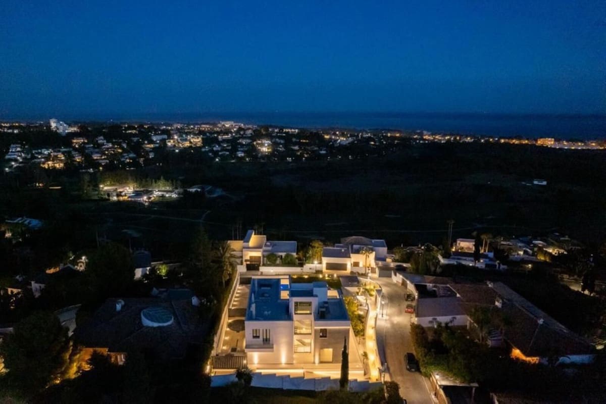 6 makuuhuone Huvila myytävänä paikassa Benahavis - 4 980 000 € (Ref: 9413330)