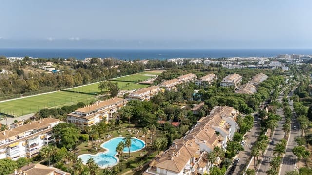 2 soverom Leilighet til salgs i Puerto Banus, Marbella - € 429 000 (Ref: 9413331)