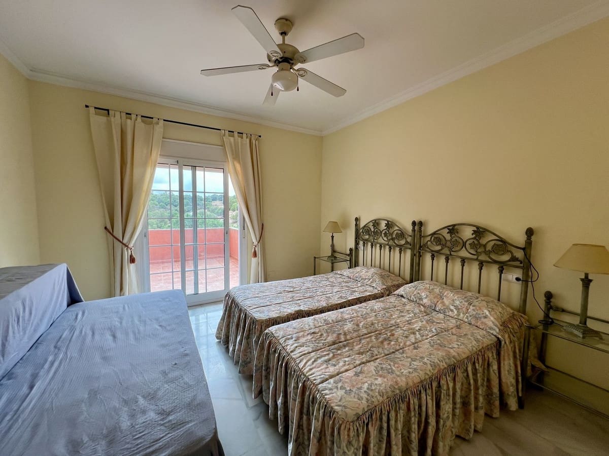 8 Zimmer Villa zu verkaufen in Mijas Golf - 950.000 € (Ref: 9413335)