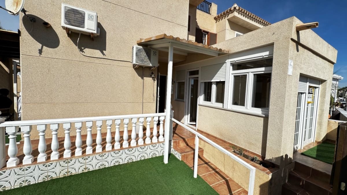 3 bedroom Bungalow for sale in Orihuela - € 239,000 (Ref: 9413339)