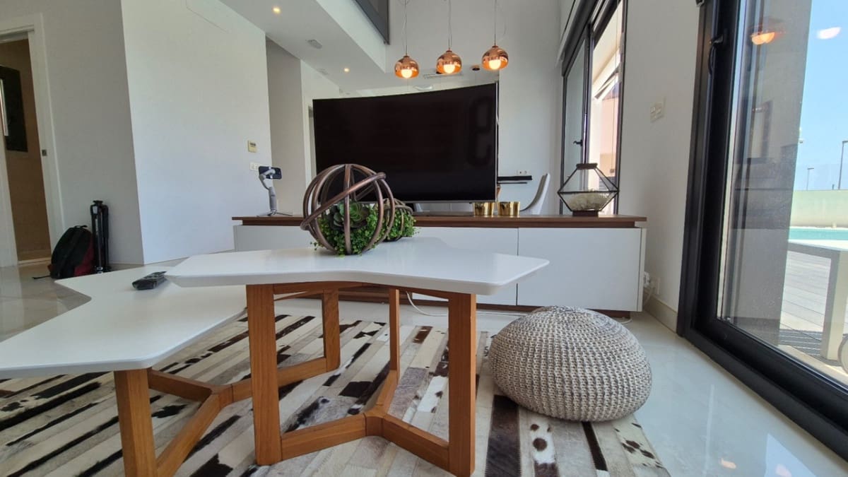 4 camera da letto Villa in vendita in Torrevieja - 785.000 € (Rif: 9413341)