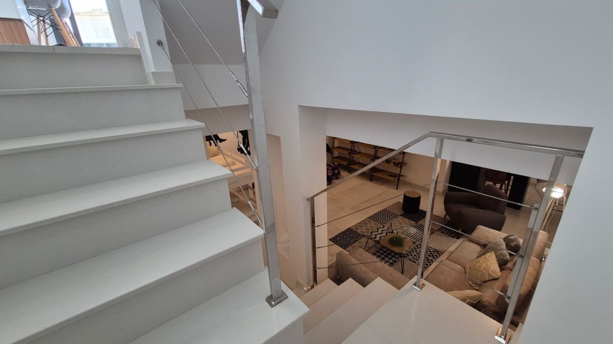 4 camera da letto Villa in vendita in Torrevieja - 785.000 € (Rif: 9413341)