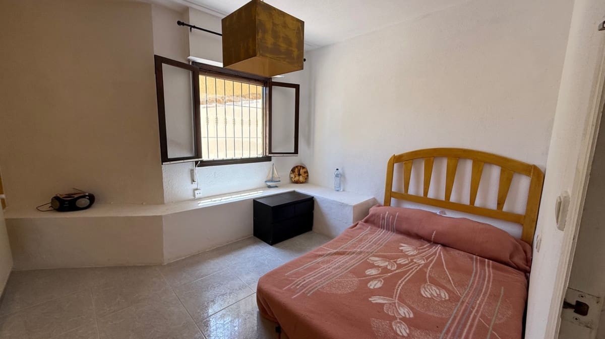 6 bedroom Villa for sale in Orihuela - € 450,000 (Ref: 9413343)