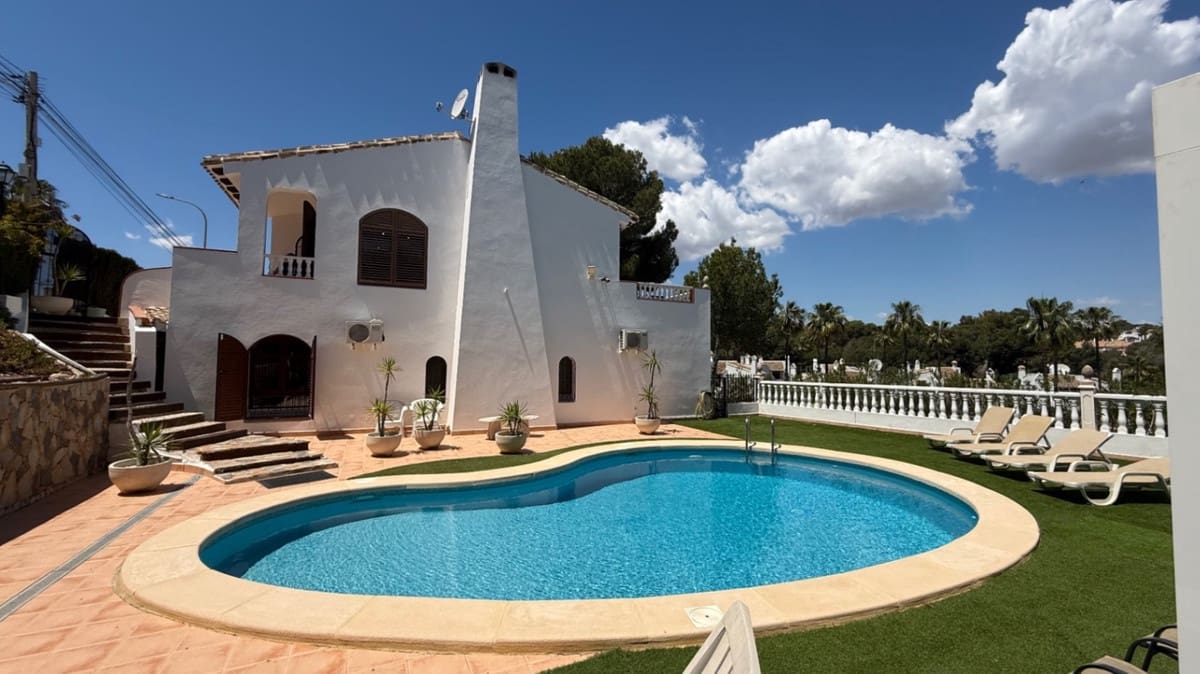 4 soveværelse Villa til salg i Orihuela - € 810.000 (Ref: 9413345)