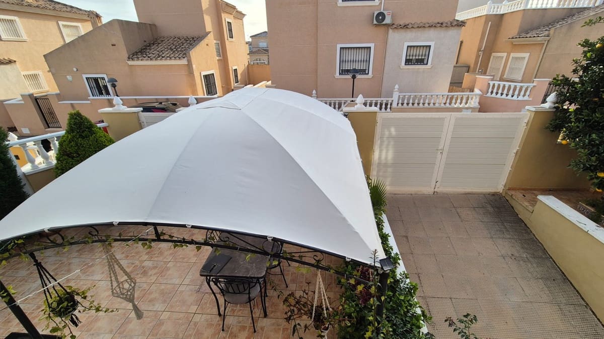 2 soveværelse Villa til salg i Orihuela Costa - € 340.000 (Ref: 9413347)