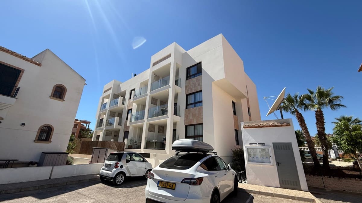 2 soveværelse Penthouse til salg i Orihuela - € 339.900 (Ref: 9413353)