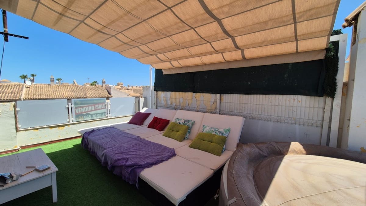 3 bedroom Townhouse for sale in Torrevieja - € 235,000 (Ref: 9413360)
