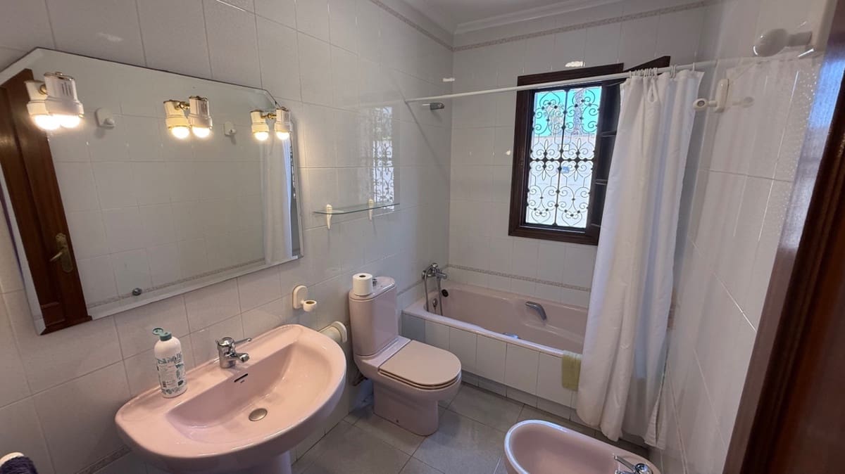 4 bedroom Villa for sale in Orihuela - € 585,000 (Ref: 9413363)