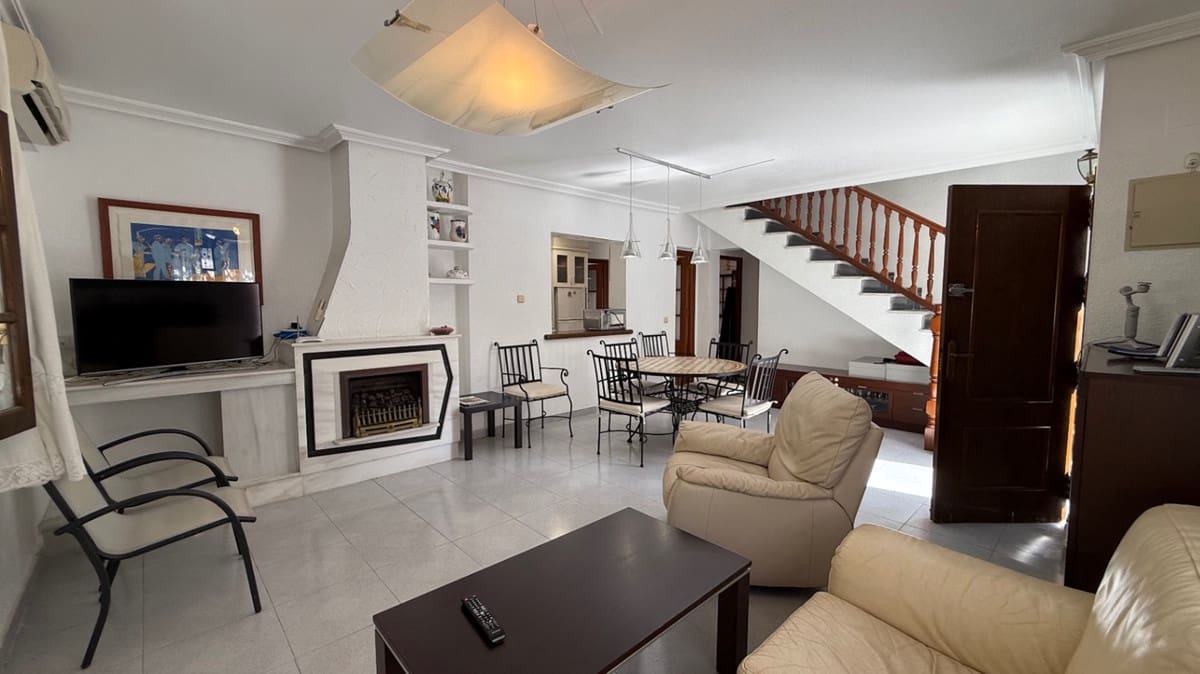 4 bedroom Villa for sale in Orihuela - € 585,000 (Ref: 9413363)