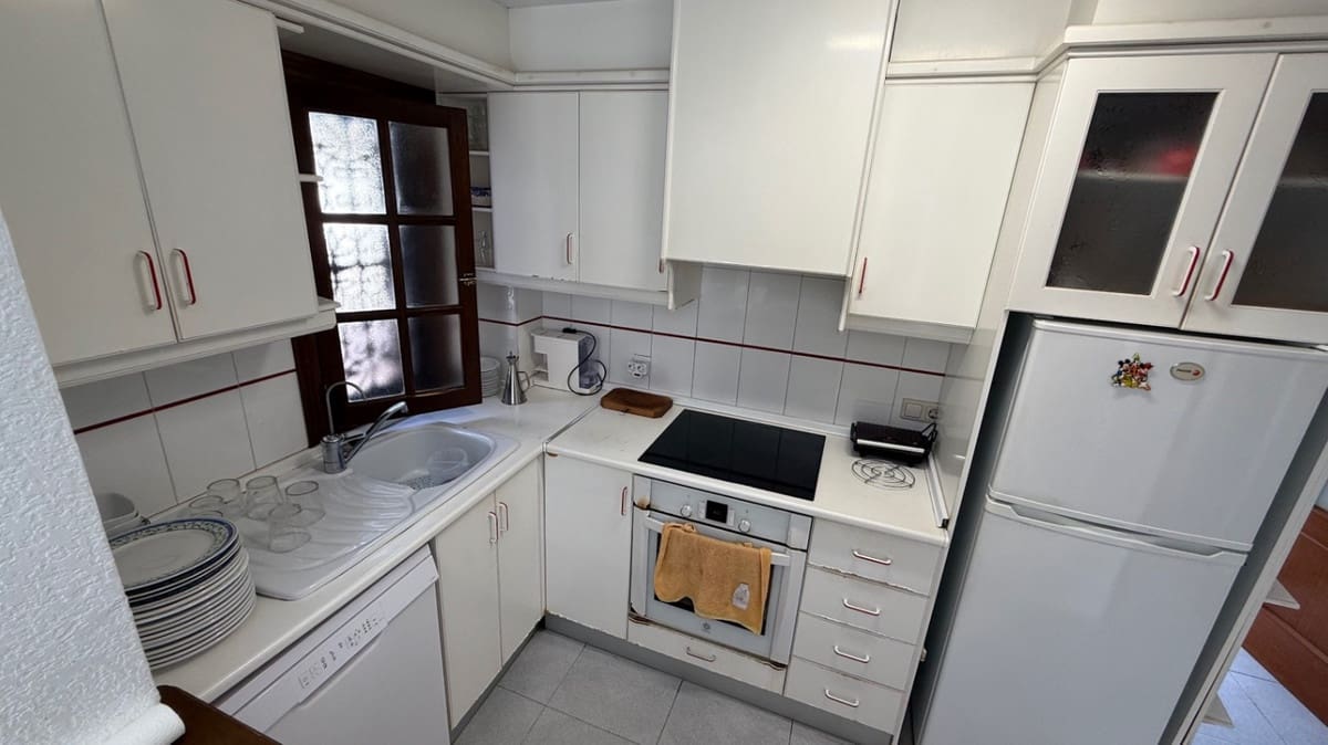 4 bedroom Villa for sale in Orihuela - € 585,000 (Ref: 9413363)