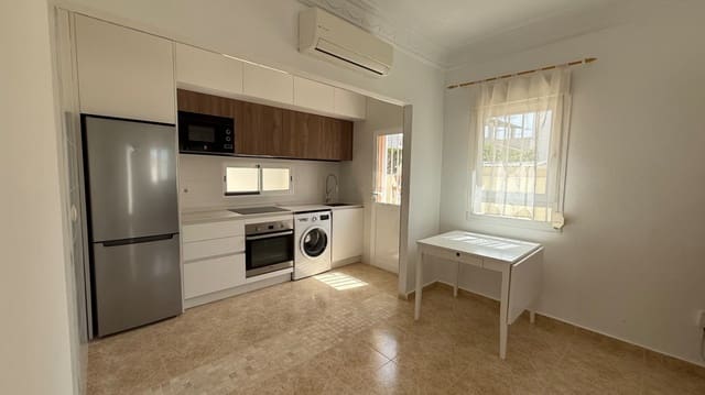 2 soveværelse Villa til salg i Parque Acuático - Sector 25, Torrevieja - € 299.500 (Ref: 9413365)