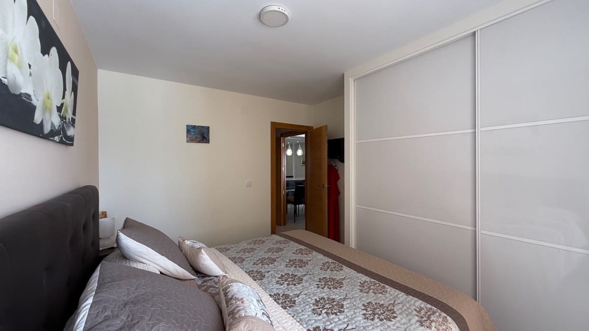 3 makuuhuone Huoneisto myytävänä paikassa Torrevieja - 329 000 € (Ref: 9413370)