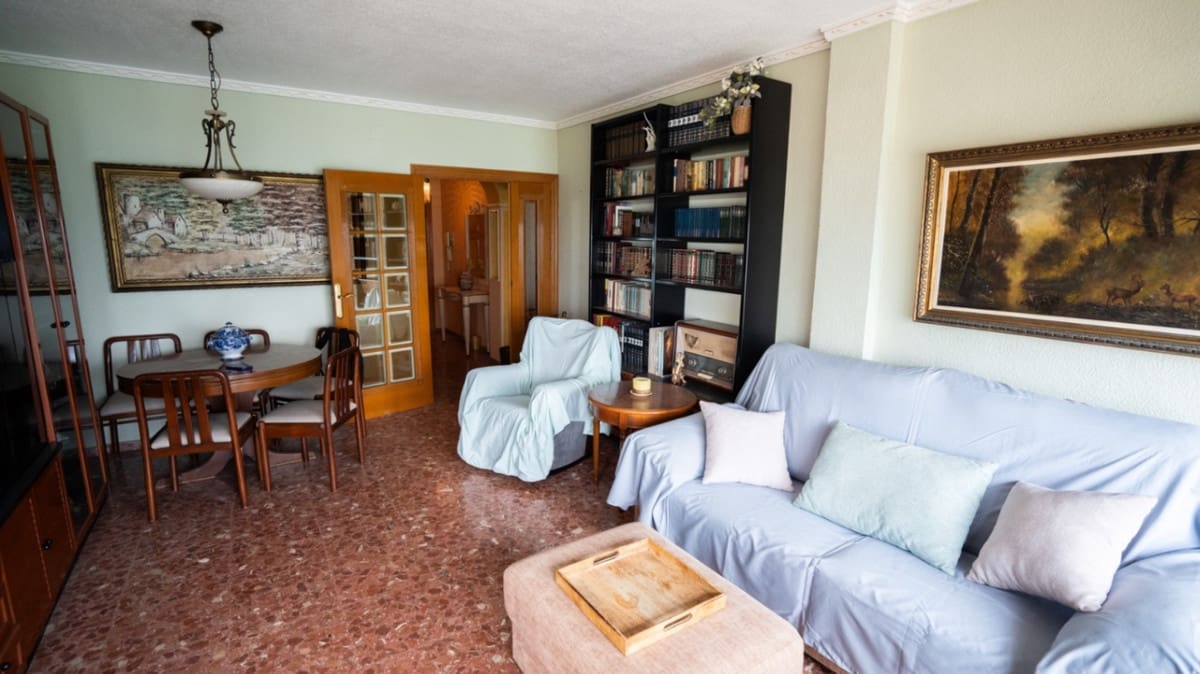 Apartamento de 3 habitaciones en Torrevieja en venta - 497.000 € (Ref: 9413371)