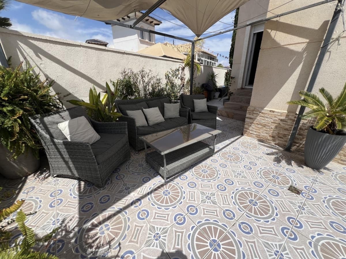 4 soveværelse Villa til salg i Orihuela - € 399.000 (Ref: 9413376)