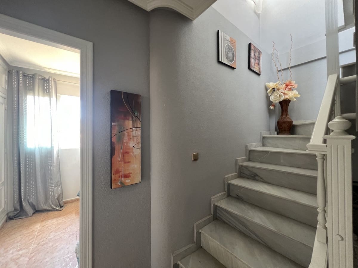 4 camera da letto Villa in vendita in Orihuela - 399.000 € (Rif: 9413376)