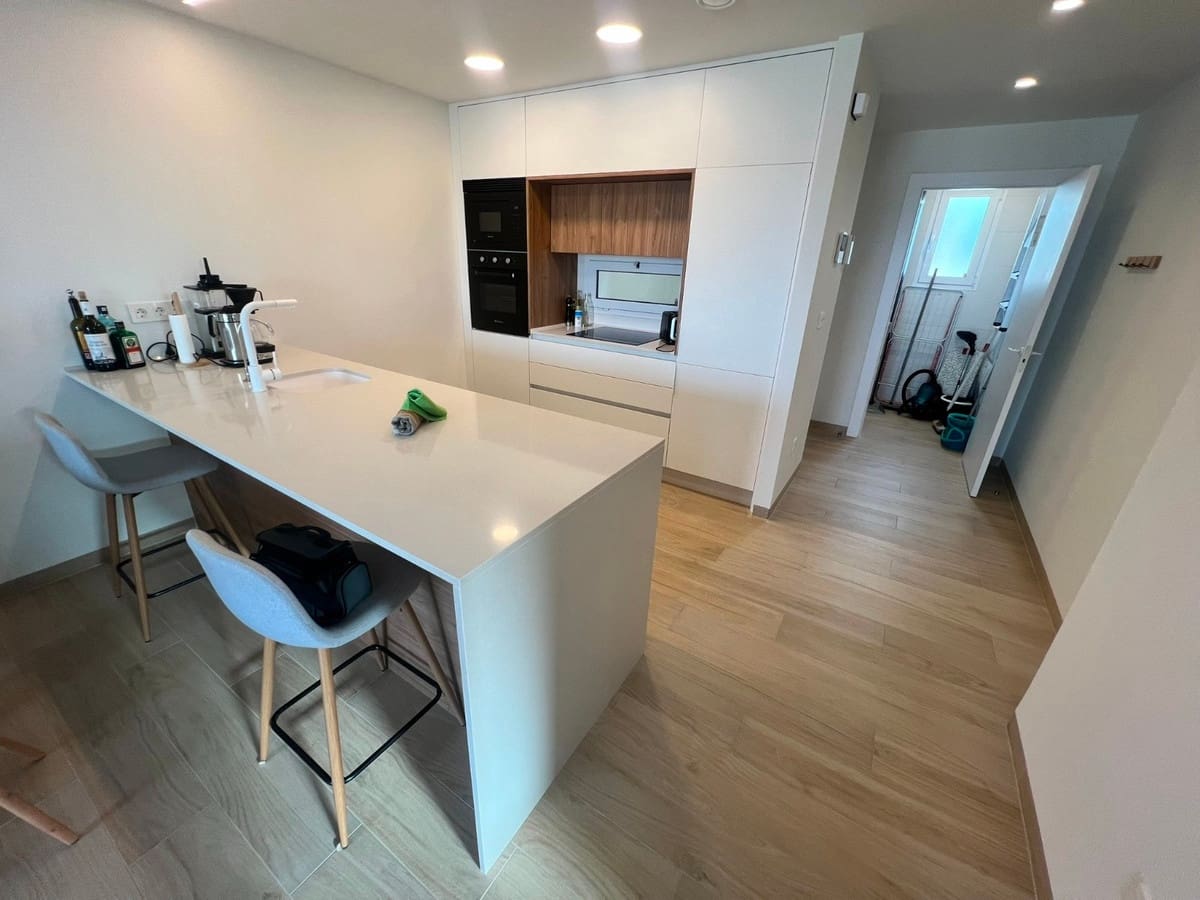 2 soveværelse Lejlighed til salg i Guardamar del Segura - € 279.000 (Ref: 9413381)