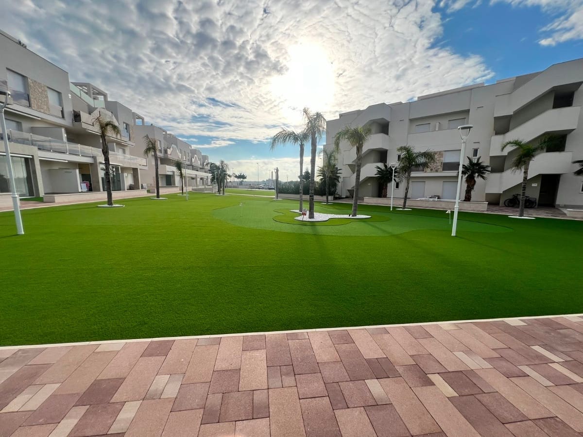 2 soveværelse Lejlighed til salg i Guardamar del Segura - € 279.000 (Ref: 9413381)