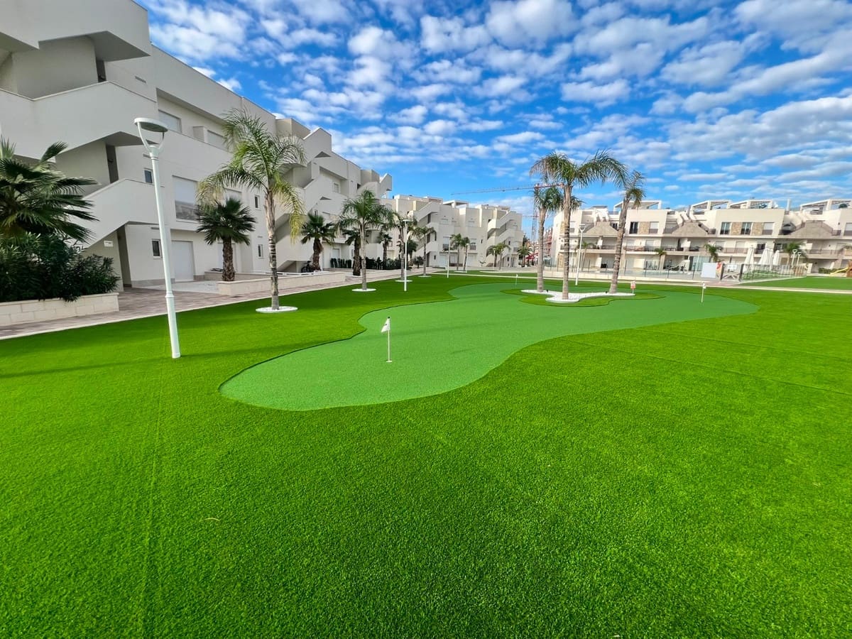 2 soveværelse Lejlighed til salg i Guardamar del Segura - € 279.000 (Ref: 9413381)