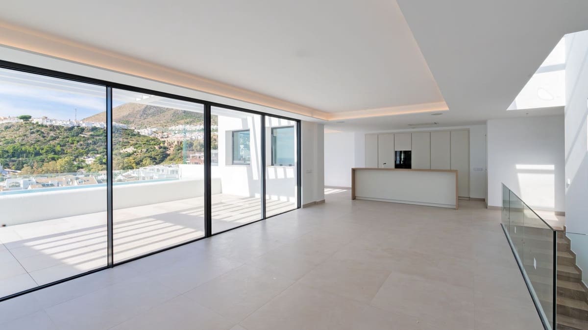 4 makuuhuone Huvila myytävänä paikassa Benalmadena - 2 100 000 € (Ref: 9413382)