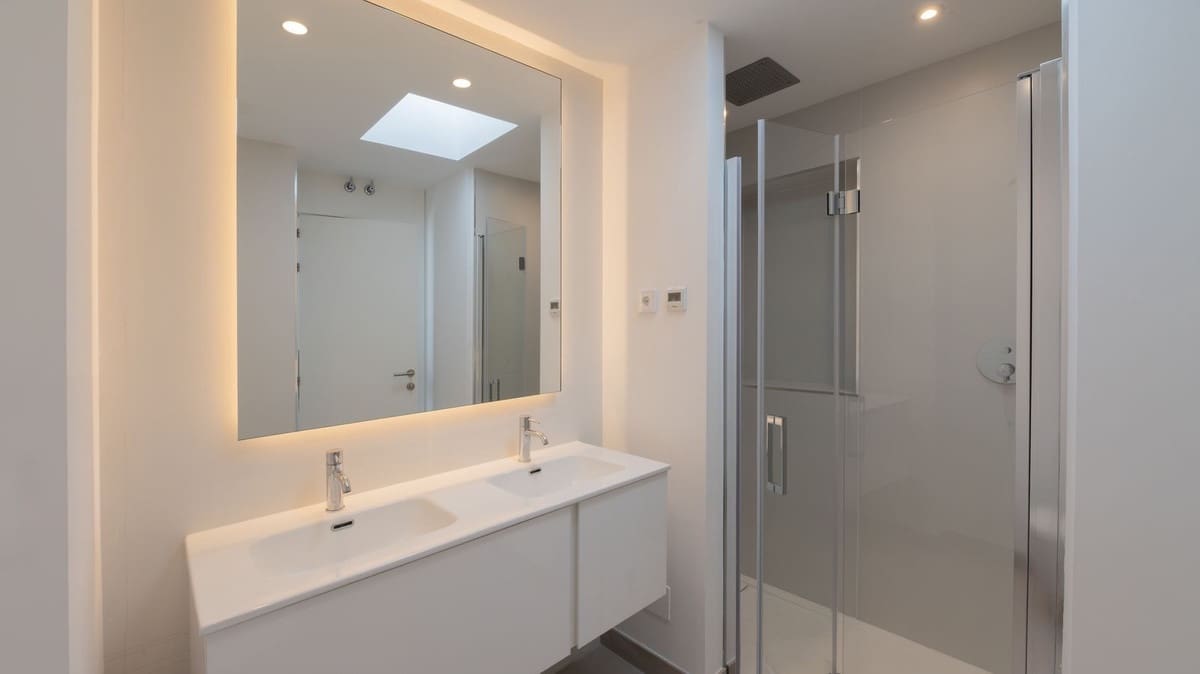 Chalet de 4 habitaciones en Benalmádena en venta con piscina - 2.100.000 € (Ref: 9413382)