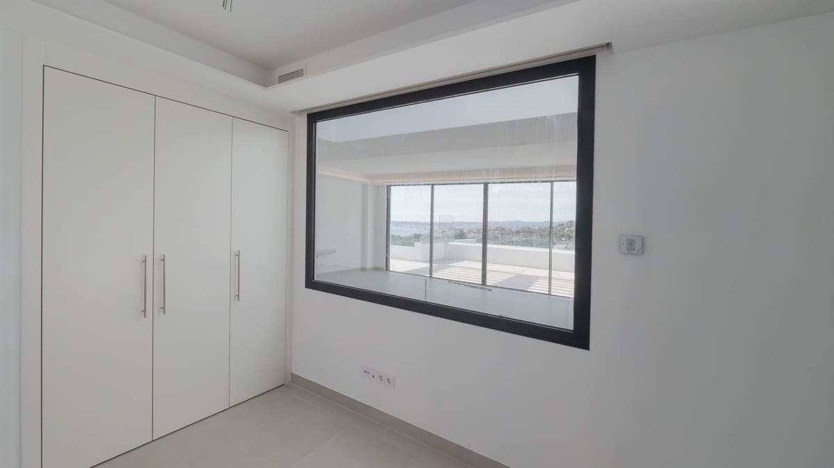 Chalet de 4 habitaciones en Benalmádena en venta con piscina - 2.100.000 € (Ref: 9413382)