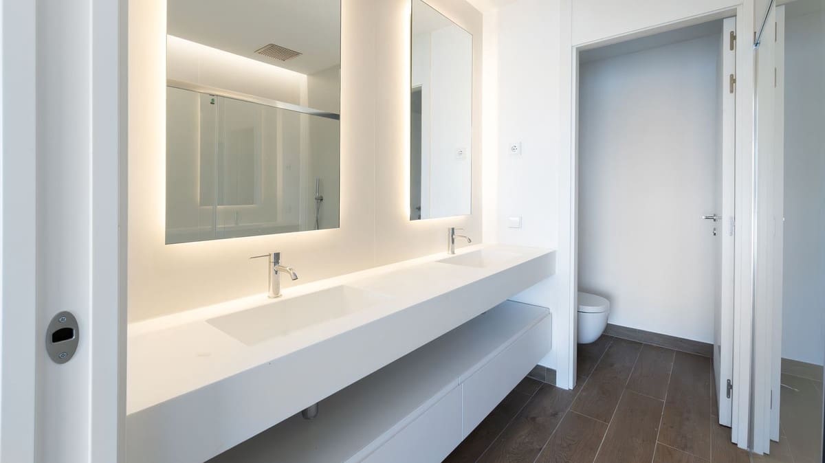 Chalet de 4 habitaciones en Benalmádena en venta con piscina - 2.100.000 € (Ref: 9413382)