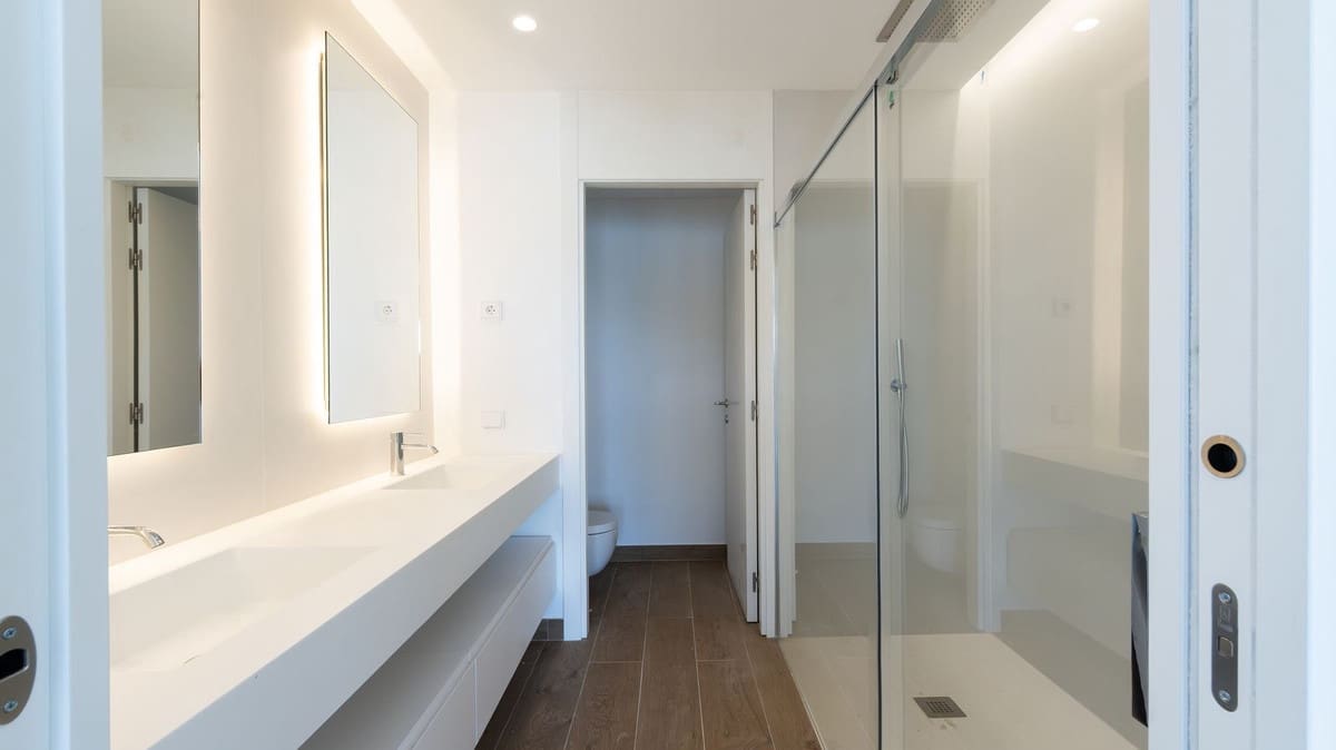 Chalet de 4 habitaciones en Benalmádena en venta con piscina - 2.100.000 € (Ref: 9413382)