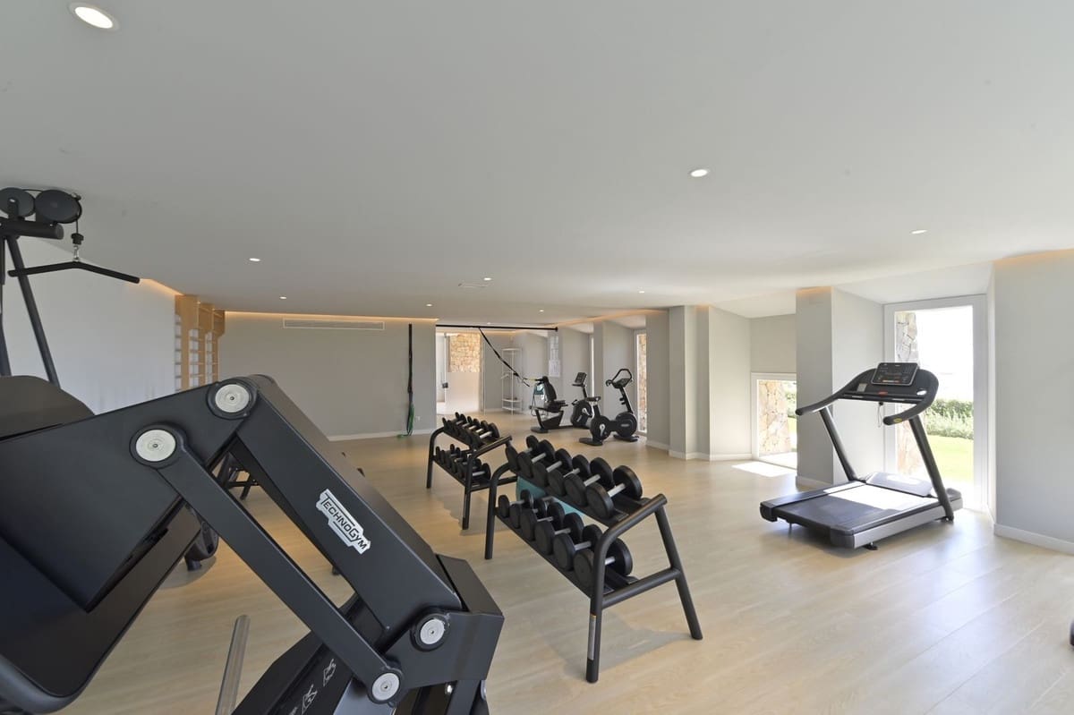 4 makuuhuone Huvila myytävänä paikassa Torremuelle - 1 150 000 € (Ref: 9413383)