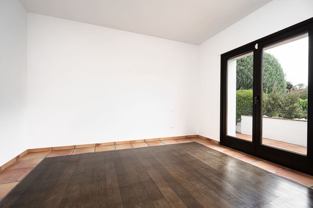 6 makuuhuone Huvila myytävänä paikassa Guadalmina - 3 890 000 € (Ref: 9413384)