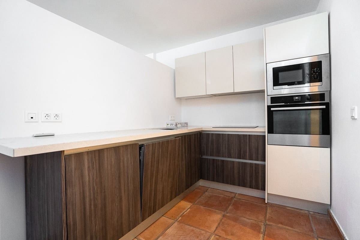 6 makuuhuone Huvila myytävänä paikassa Guadalmina - 3 890 000 € (Ref: 9413384)