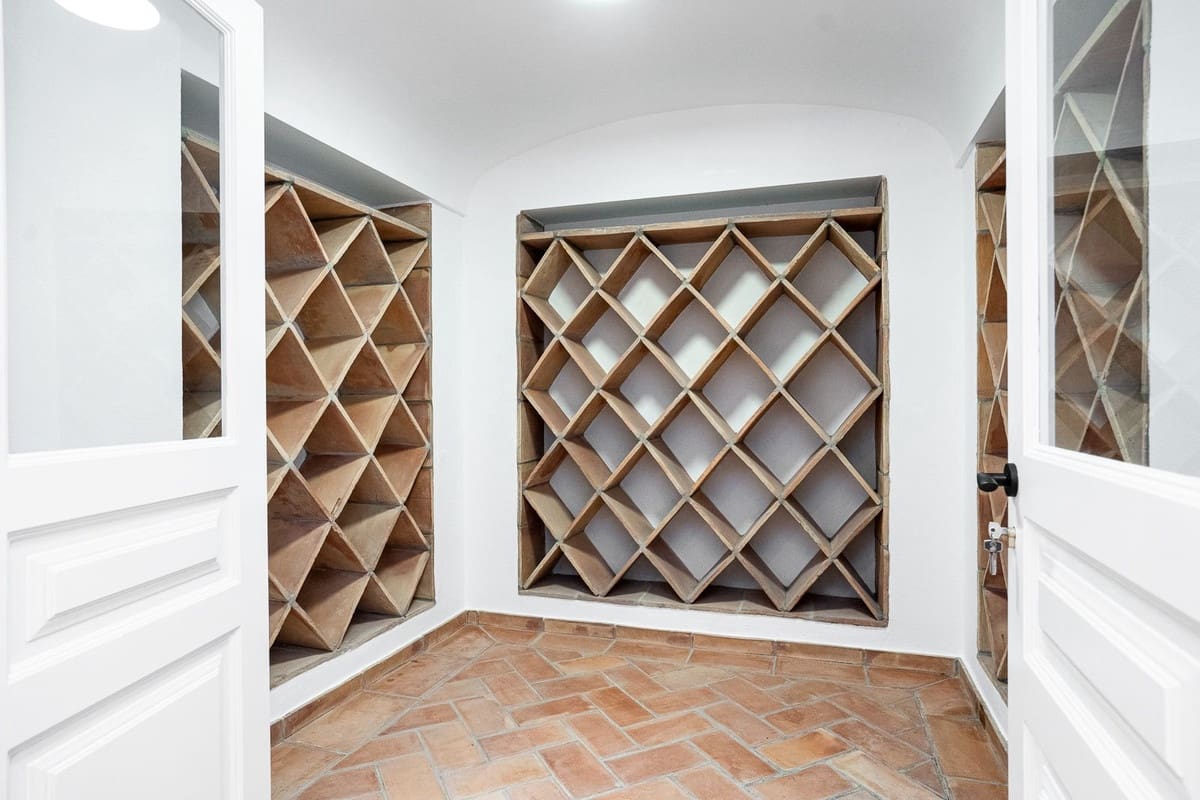 6 makuuhuone Huvila myytävänä paikassa Guadalmina - 3 890 000 € (Ref: 9413384)