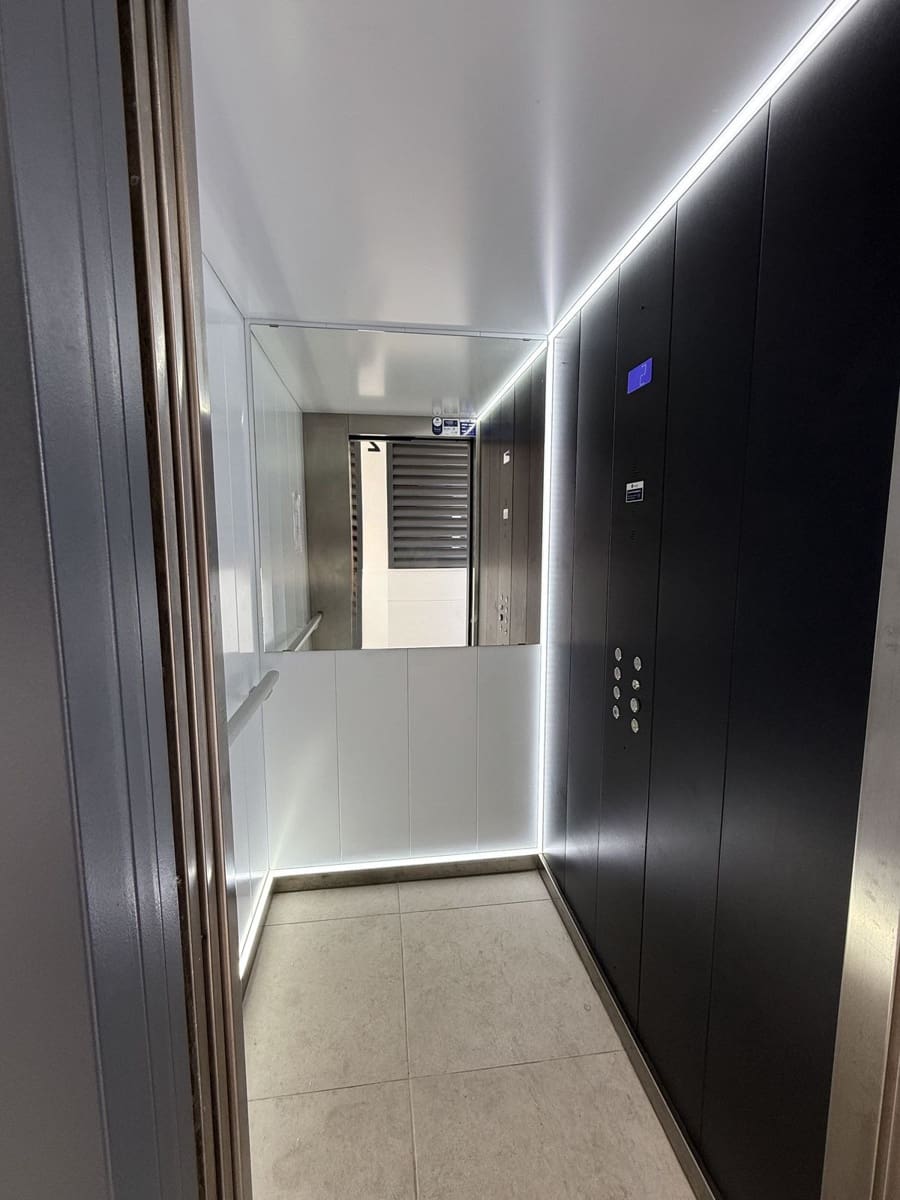 2 Zimmer Apartment zu verkaufen in La Cala de Mijas mit Garage - 399.000 € (Ref: 9413385)