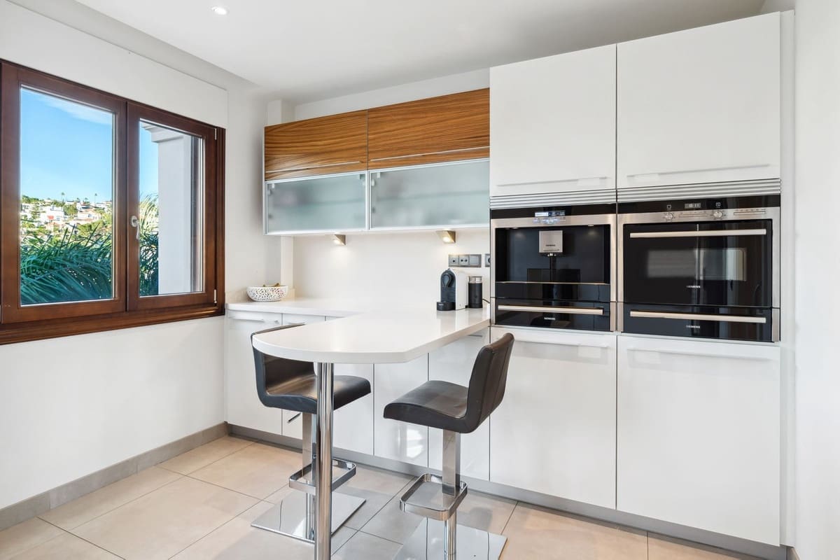 3 chambre Penthouse à vendre à Estepona - 3 400 000 € (Ref: 9413388)