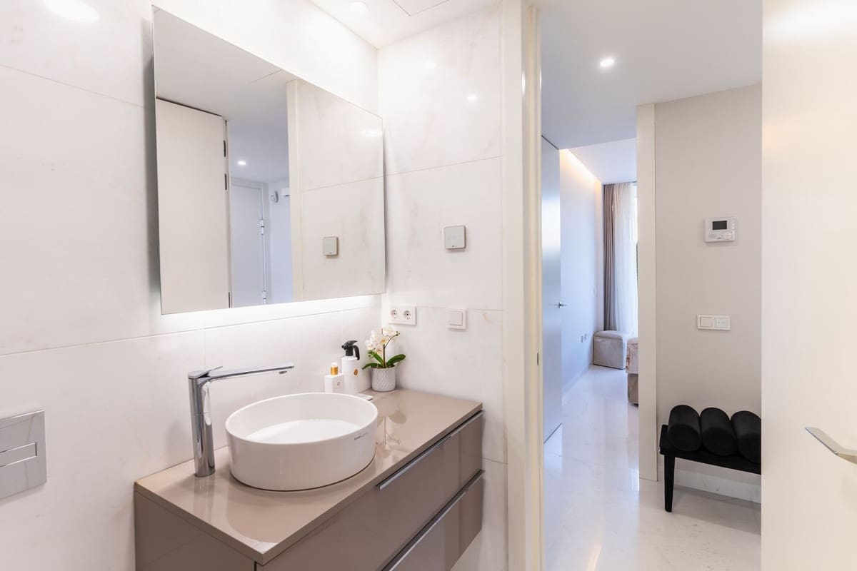 2 quarto Apartamento para venda em Estepona - 1 095 000 € (Ref: 9413389)