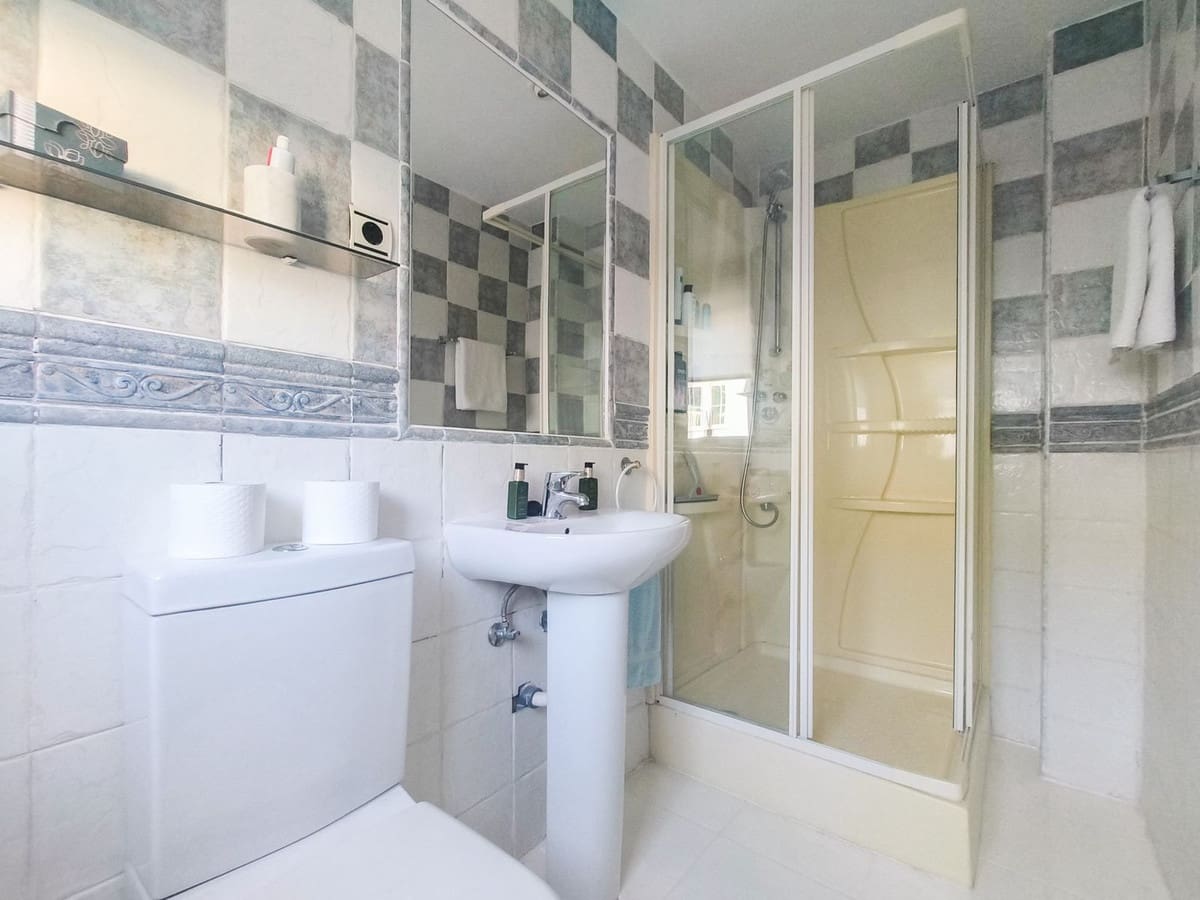 Chalet de 5 habitaciones en Riviera del Sol en venta - 1.700.000 € (Ref: 9413392)