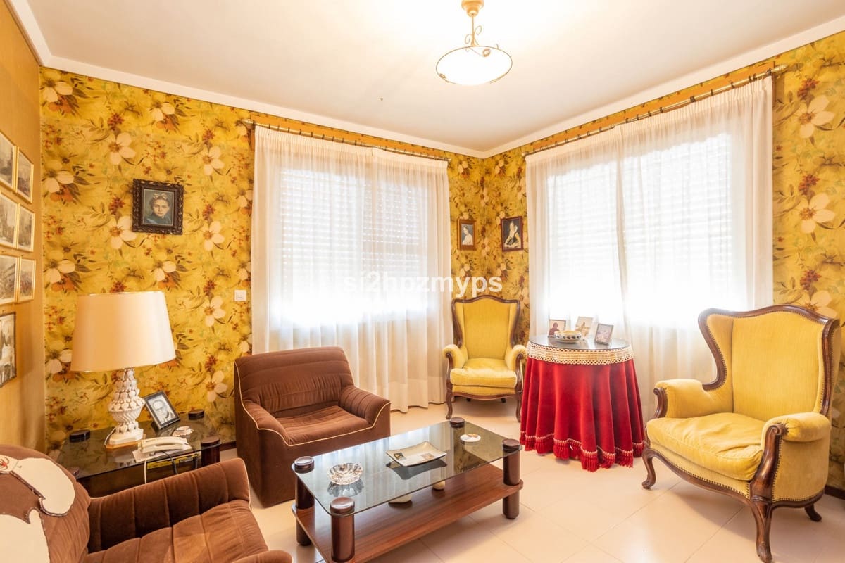 6 sypialnia Willa na sprzedaż w Nerja - 690 000 € (Ref: 9413396)