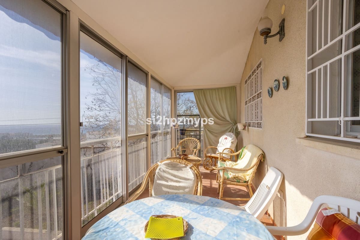 6 sypialnia Willa na sprzedaż w Nerja - 690 000 € (Ref: 9413396)