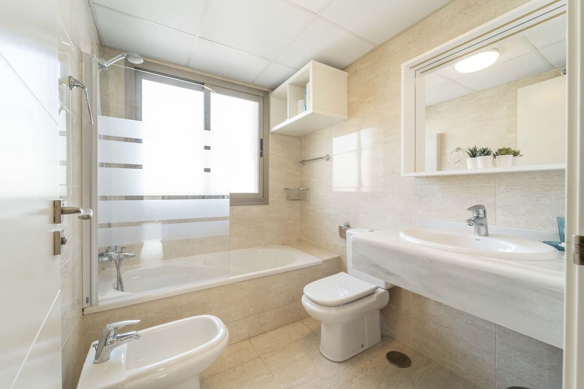 1 soverom Leilighet til salgs i Benalmadena - € 279 000 (Ref: 9413397)