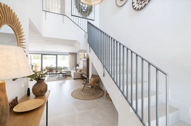 3 soveværelse Byhus til salg i El Chaparral, Mijas - € 850.000 (Ref: 9413398)