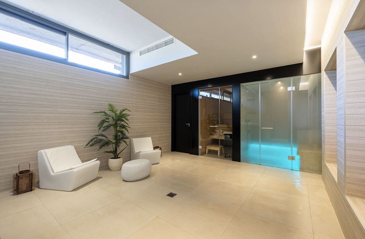 3 bedroom Townhouse for sale in El Chaparral - € 850,000 (Ref: 9413398)