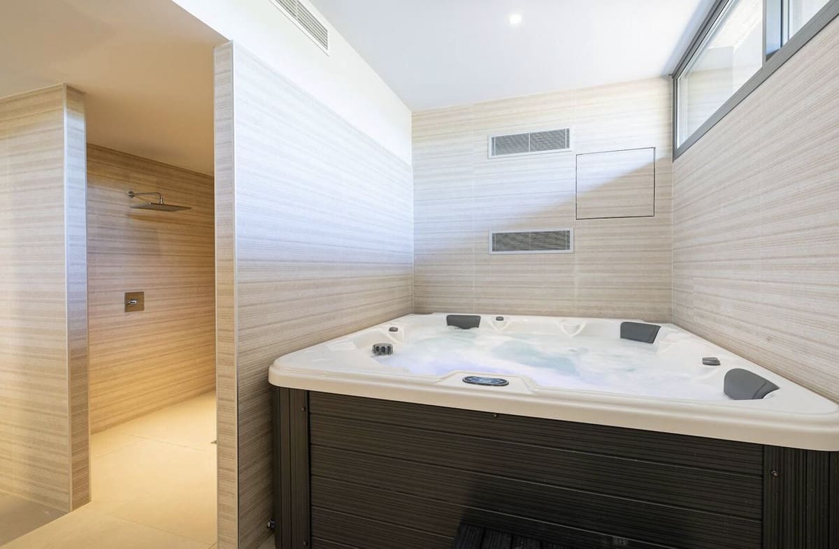 3 bedroom Townhouse for sale in El Chaparral - € 850,000 (Ref: 9413398)