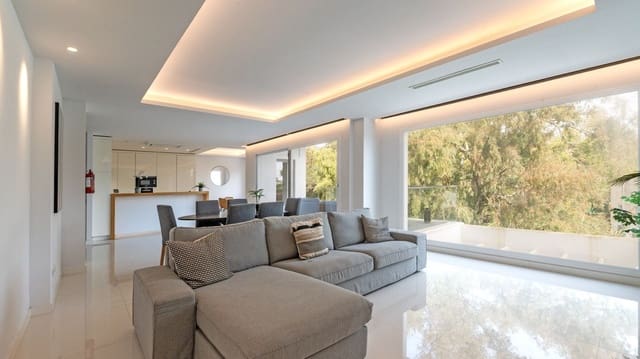 5 soveværelse Finca/Landehus til salg i Torremuelle, Benalmádena - € 950.000 (Ref: 9413402)